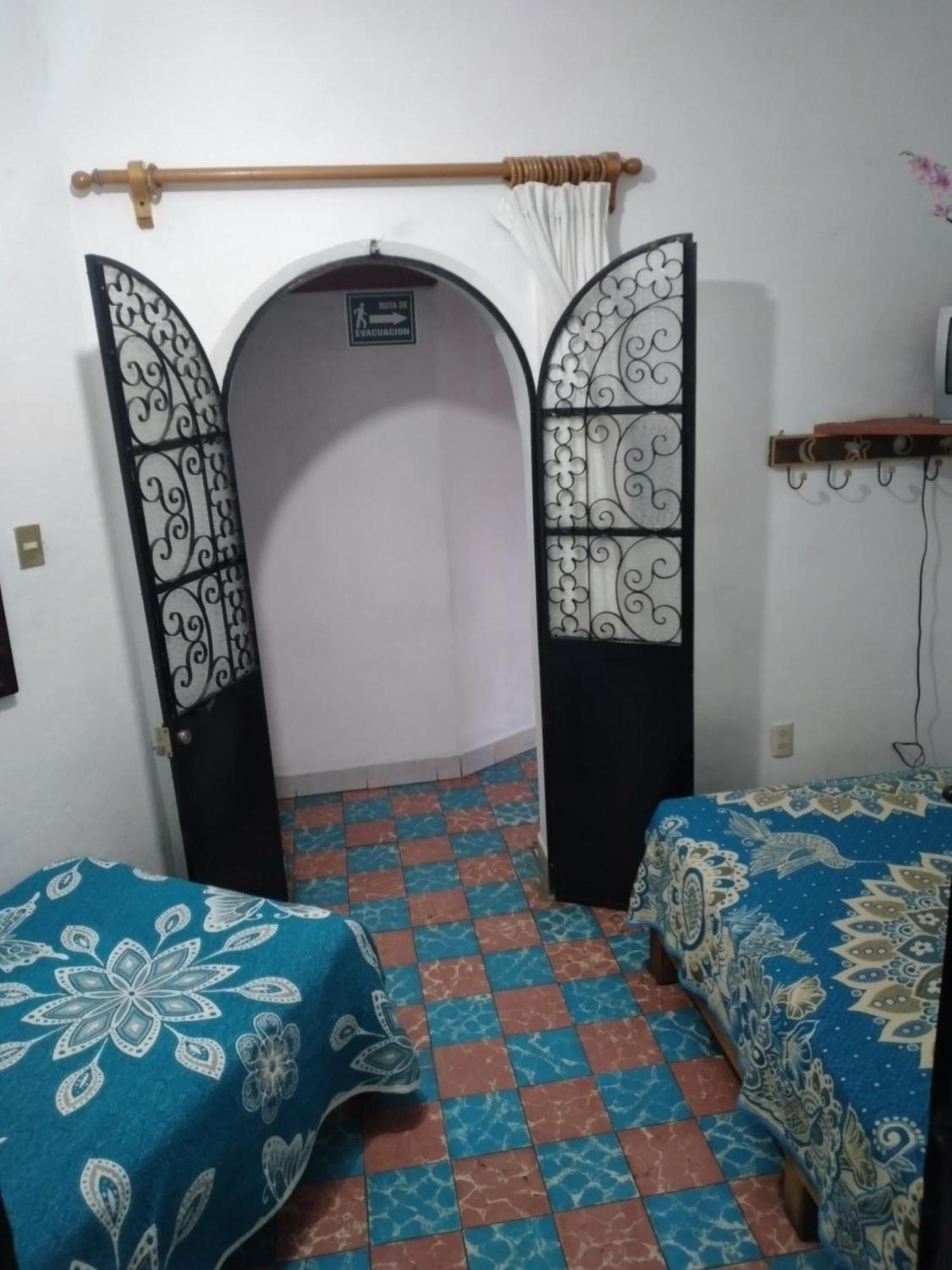 Hotel Las Palomas Taxco de Alarcon Exterior foto